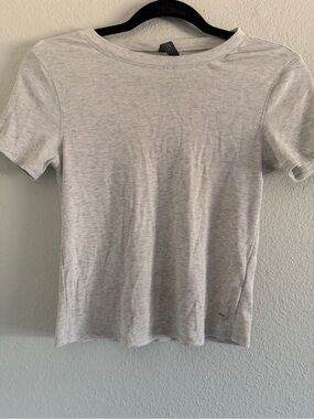 Vuori Ribbed Knit Short Sleeve Crew Neck Fitted Tee T-Shirt Women S Light Gray